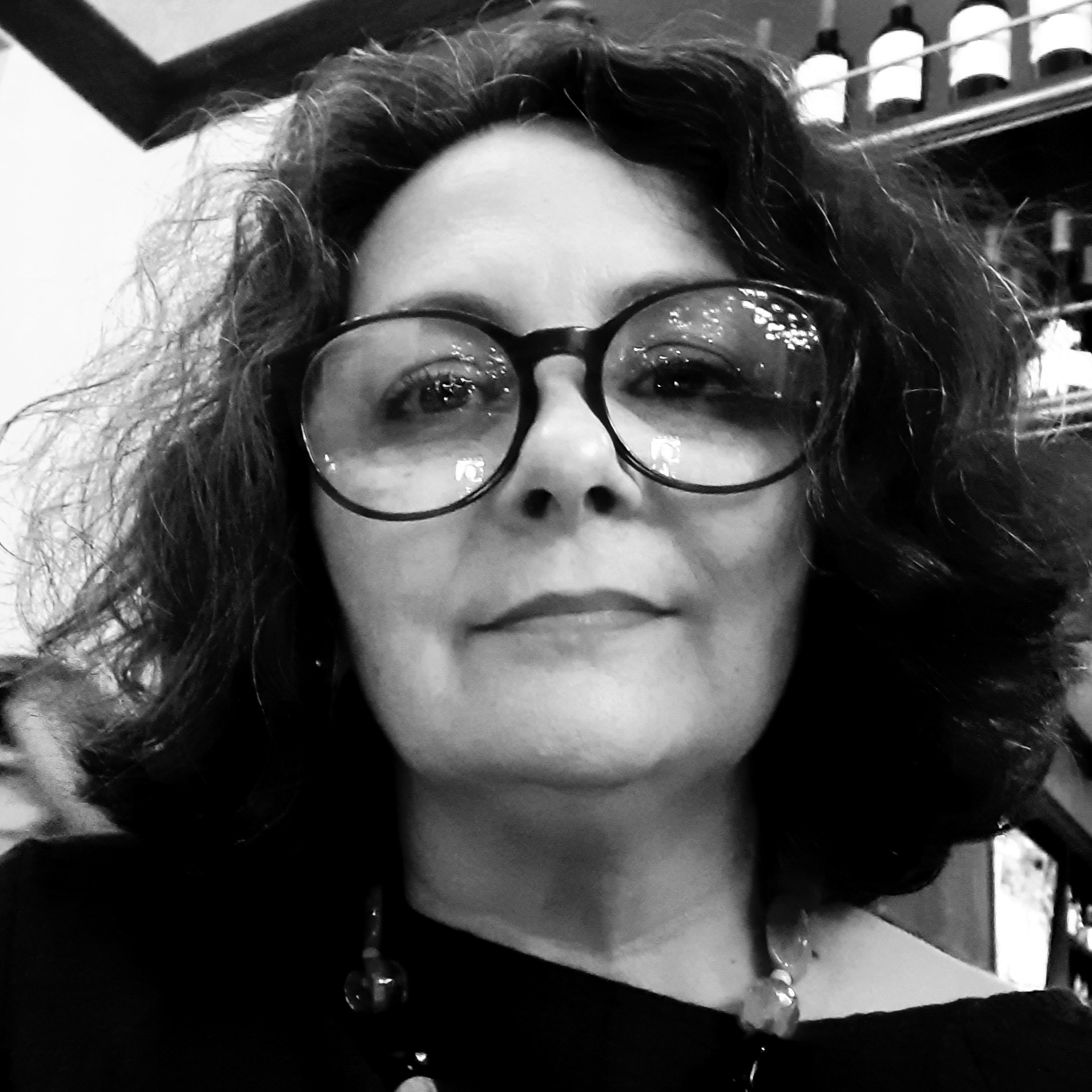 Profa Dra Alessandra Rodrigues Prata Shimomura (USP)