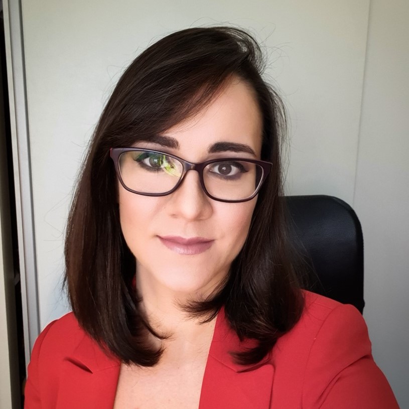 Profa Dra Lara Torres de Melo Vasconcellos
