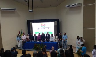 O primeiro dia (16/10) de SINPETE se distinguiu por experiências e apresentações centradas na ciência e inovação dentro do estado.