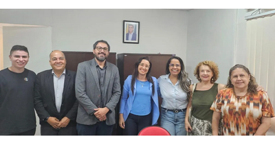 A secretária-adjunta de educação de Maceió, Noêmia Barroso, recebeu em seu gabinete, nessa quarta-feira (13), pesquisadores da Universidade Federal de Alagoas (Ufal).